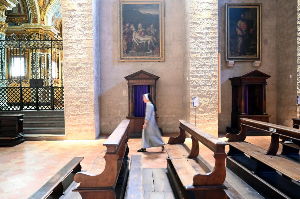 Gubbio, Kathedrale Santi Mariano e Giacomo, Bild 6/14