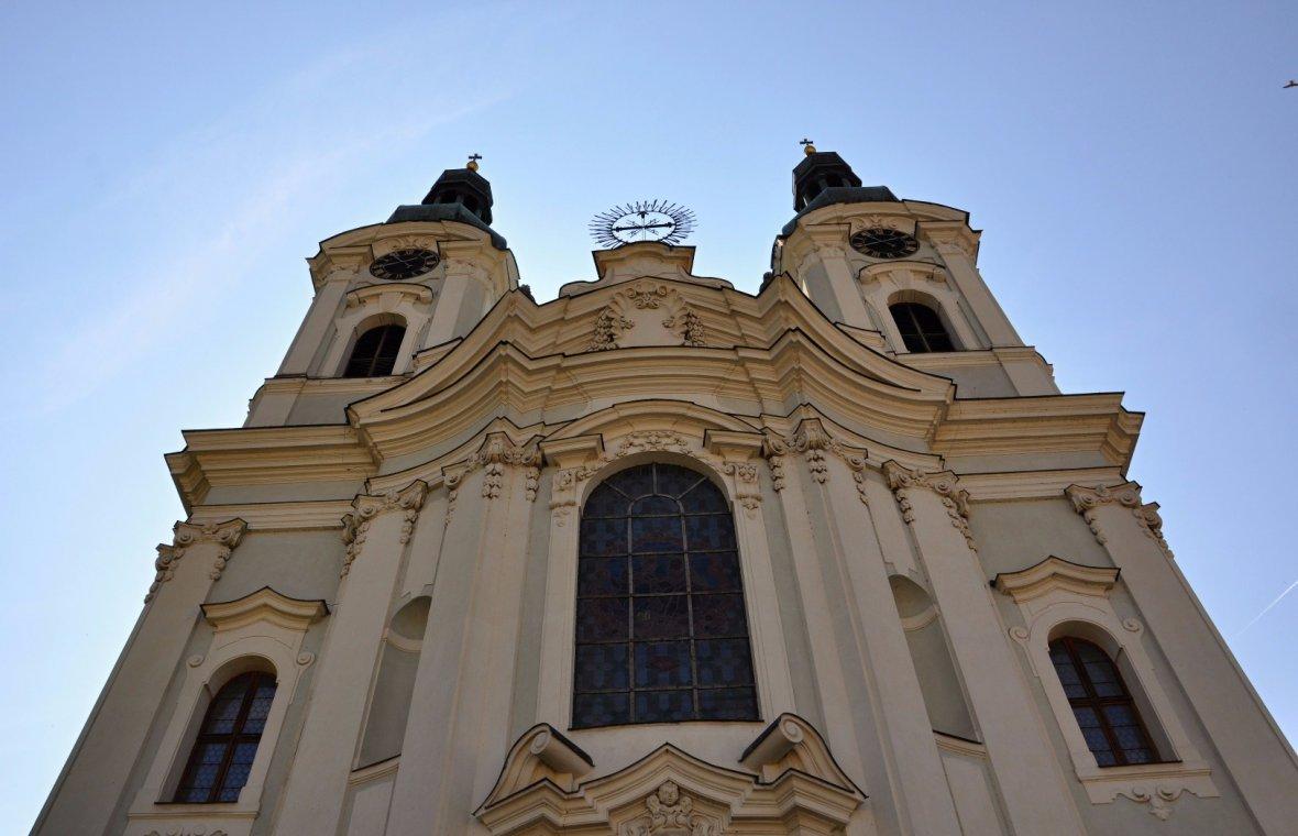Kilian Ignaz Dientzenhofer (1718–1752), Neubau der Kreuzherren-Ordenskirche St. Maria Magdalena, Karlsbad (Karlovy Vary), Kirche Maria Magdalena, 1733–1737