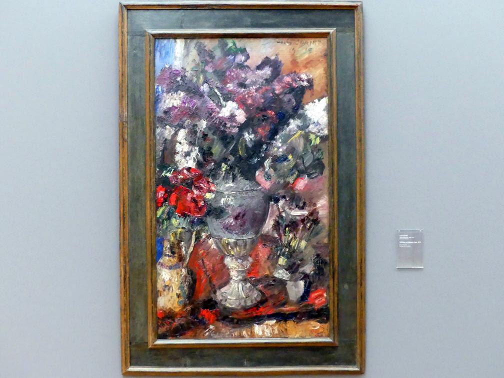 Lovis Corinth (1891&ndash;1925), Stillleben mit Meissner Vase, Schweinfurt, Museum Georg Schäfer, Saal 2, 1919