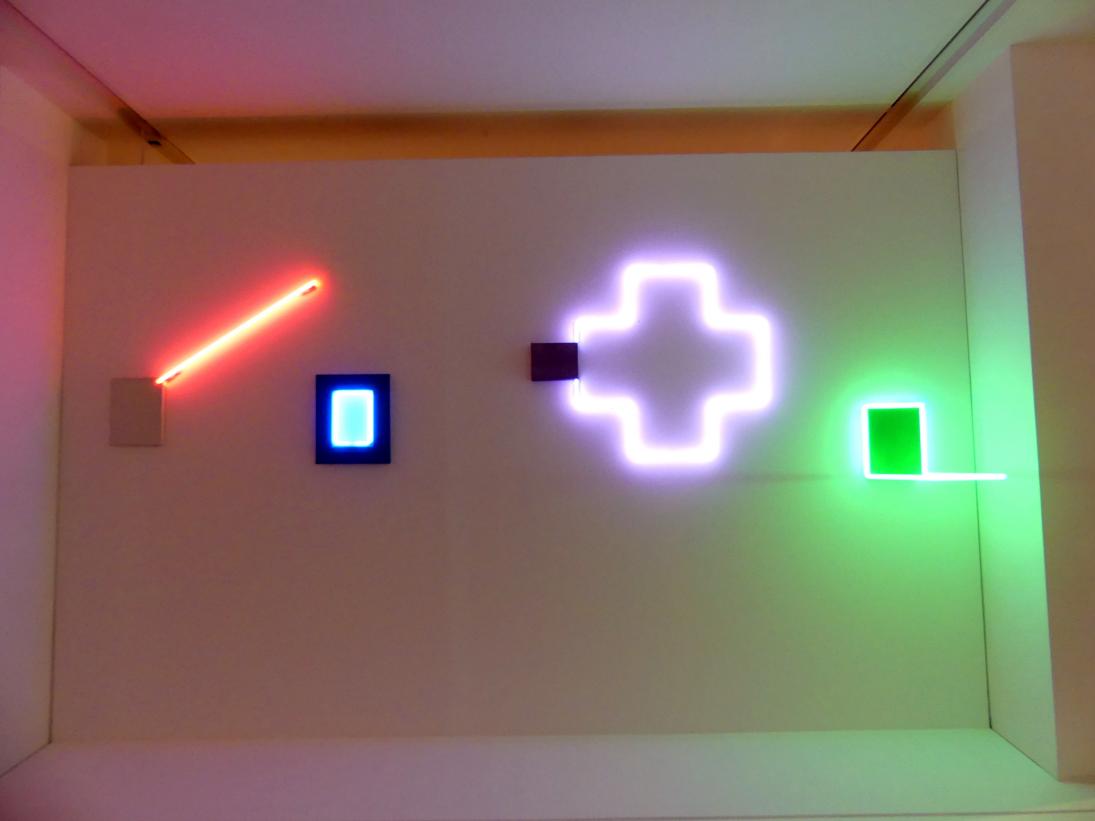 Martial Raysse (1959&ndash;1967), Vier Neons für Alexandra, Schwäbisch Hall, Kunsthalle Würth, Ausstellung "Das Musée d'Art moderne de la Ville de Paris zu Gast in der Kunsthalle Würth" vom 15.04.-15.09.2019, 1967