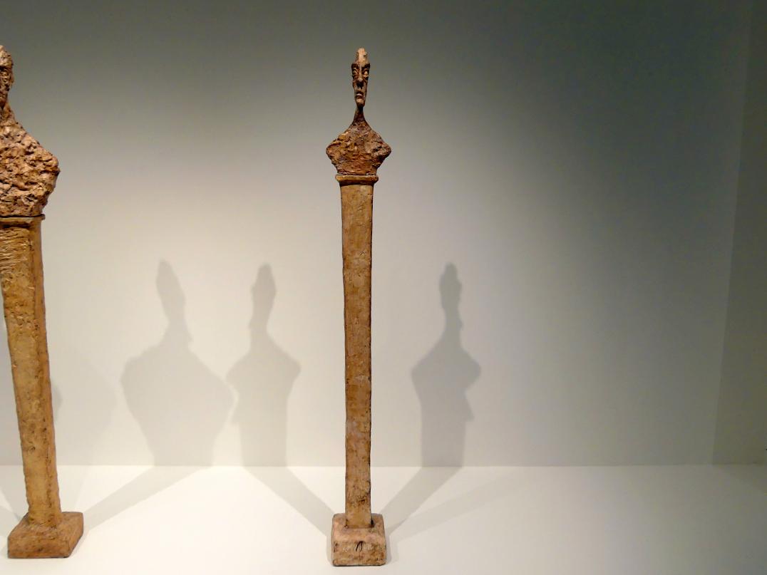 Alberto Giacometti (1914–1965), Stele II, Prag, Nationalgalerie im Messepalast, Ausstellung "Alberto Giacometti" vom 18.07.-01.12.2019, Inspiration aus der Antike, 1958
