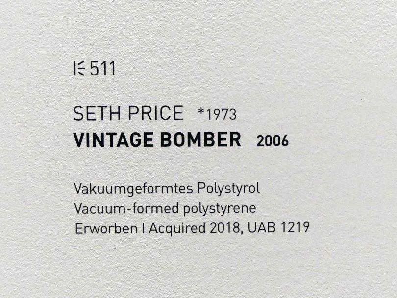 Seth Price (2006–2012), Vintage Bomber, München, Museum Brandhorst, Saal 0.6, 2006, Bild 2/3