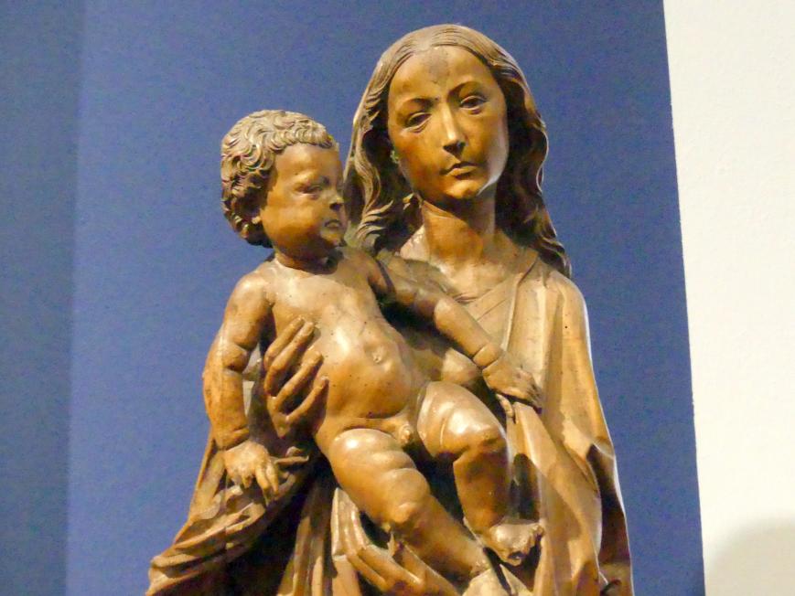 Tilman Riemenschneider (Werkstatt) (1487&ndash;1520), Madonna auf der Mondsichel, Würzburg, Martin von Wagner-Museum, Saal 1, um 1520, Bild 2/4