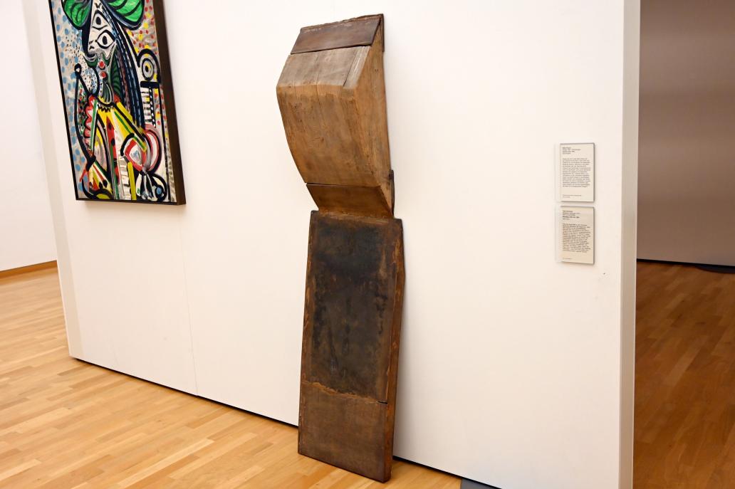 Franz Bernhard (1974&ndash;1991), Wandfigur WV 316, Mainz, Landesmuseum, Moderne, Saal 7, 1991, Bild 3/4