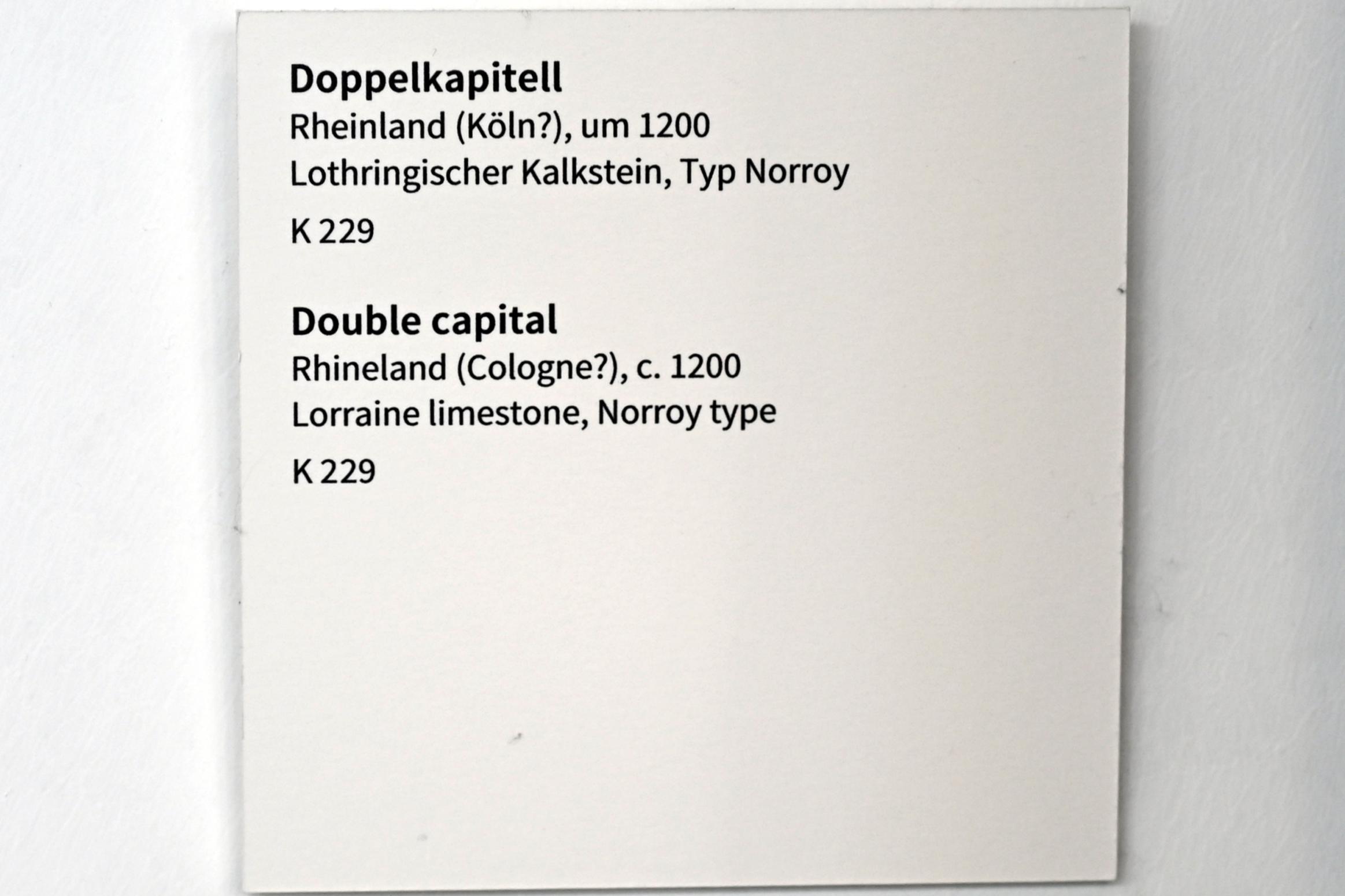 Doppelkapitell, Köln, Museum Schnütgen, Saal 1, um 1200, Bild 2/2
