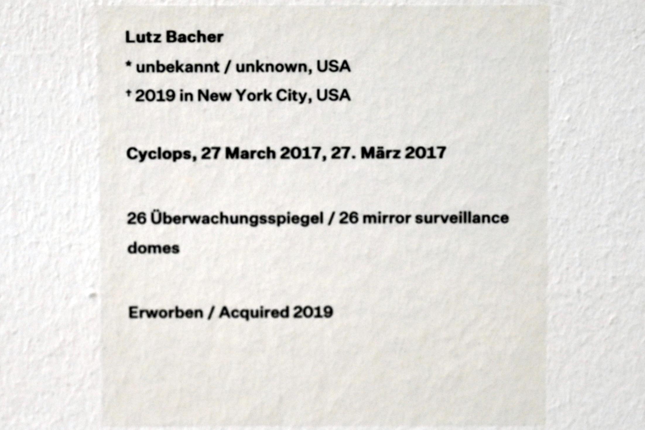 Lutz Bacher (2017–2018), Kyklopen, 27. März 2017, Düsseldorf, Kunstsammlung K21, 2. Obergeschoss, 2017, Bild 3/3