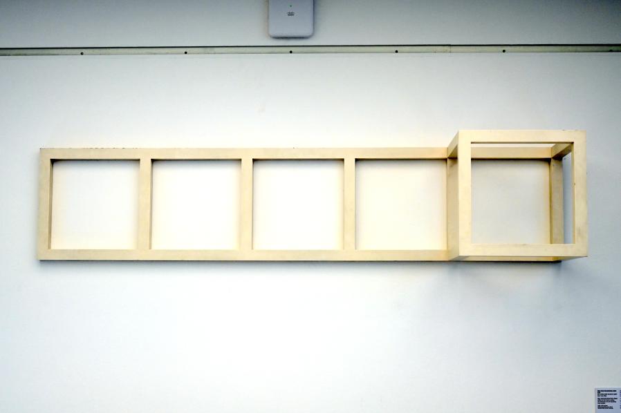 Sol LeWitt (1962&ndash;1970), Ohne Titel (Wandobjekt), Ulm, Museum Ulm, Saal 7c, 1969&ndash;1970, Bild 2/4