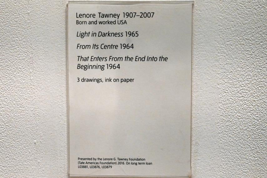 Lenore Tawney (1962&ndash;1965), Aus seiner Mitte, London, Tate Gallery of Modern Art (Tate Modern), In the Studio 1, 1964, Bild 2/2
