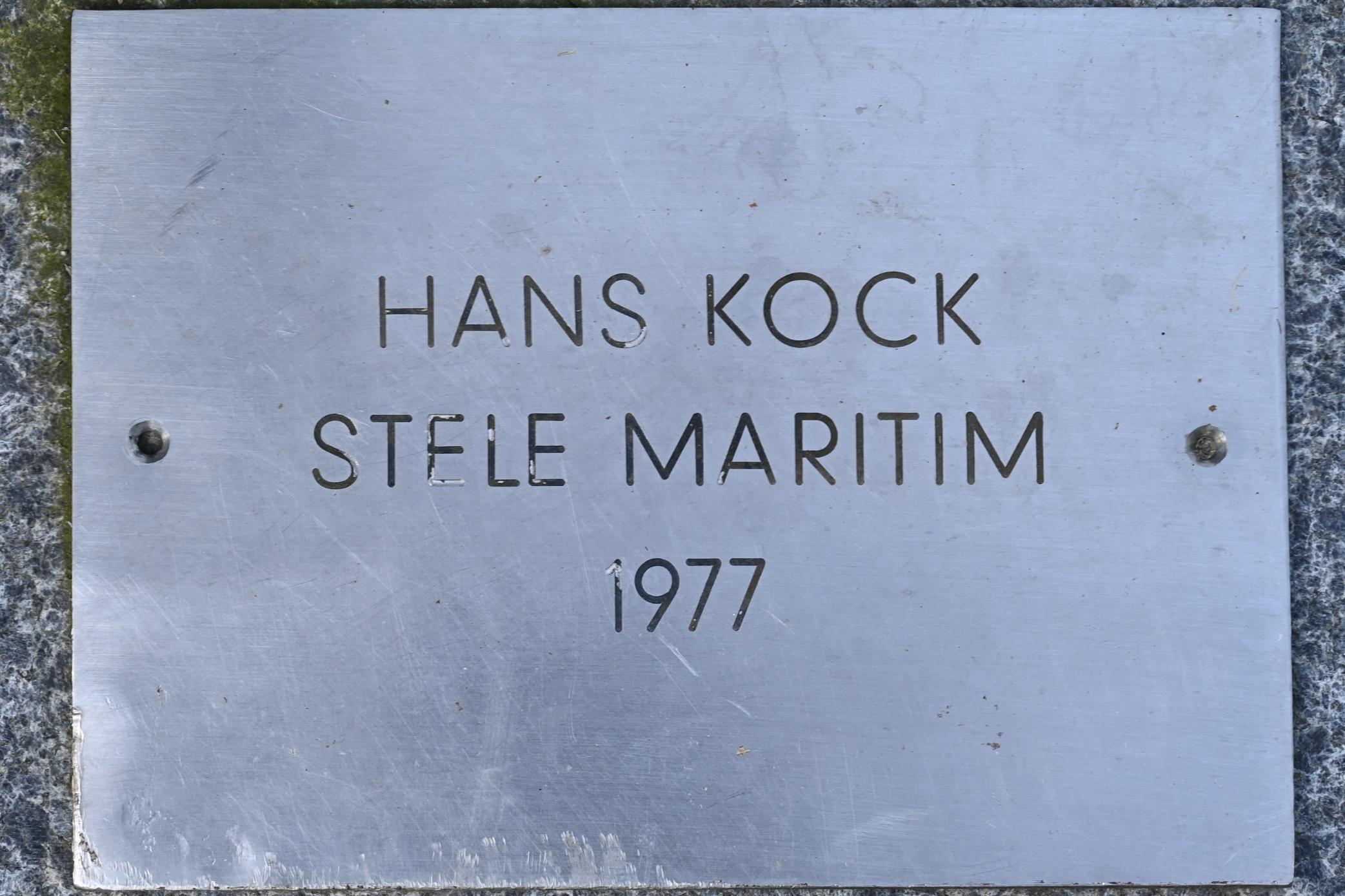 Hans Kock (1977), Stele Maritim, Schleswig, Landesmuseum für Kunst und Kulturgeschichte, Außenbereich, 1977, Bild 3/3