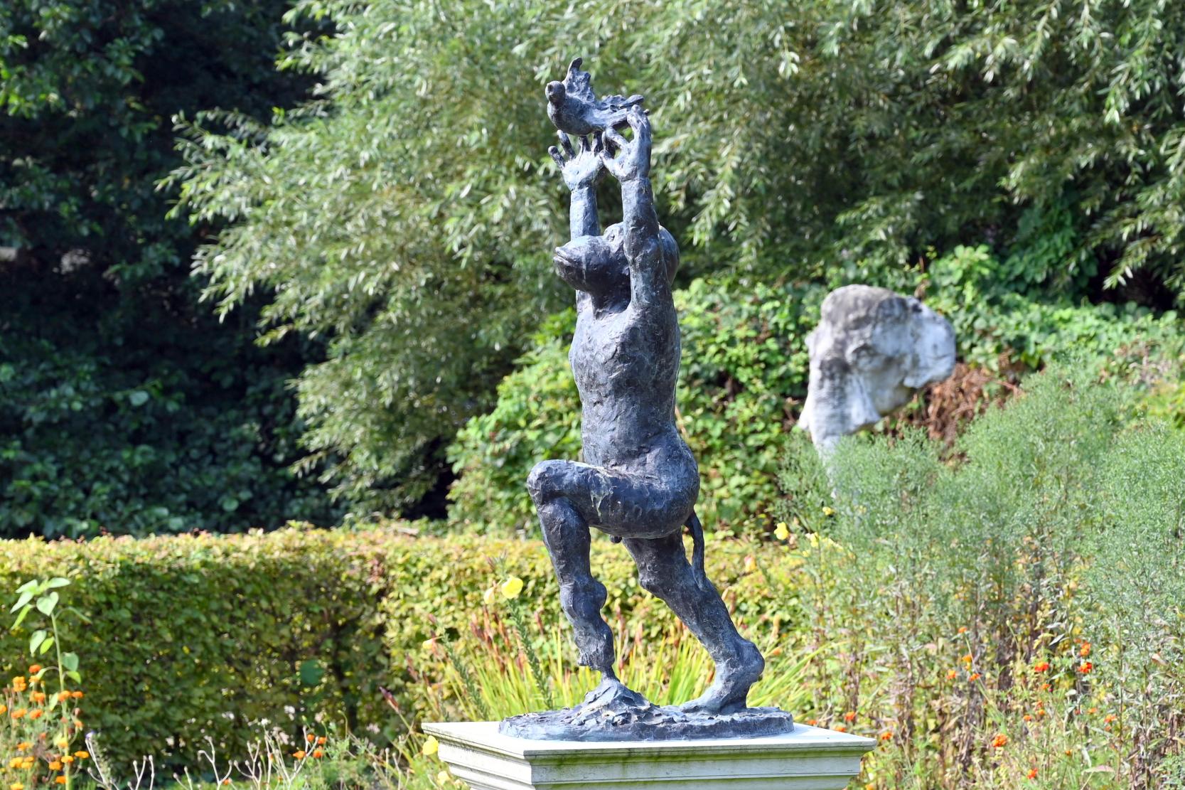 Jörg Immendorff (1965&ndash;2007), Jörg Immendorff, Schleswig, Landesmuseum für Kunst und Kulturgeschichte, Außenbereich, 2002, Bild 2/2