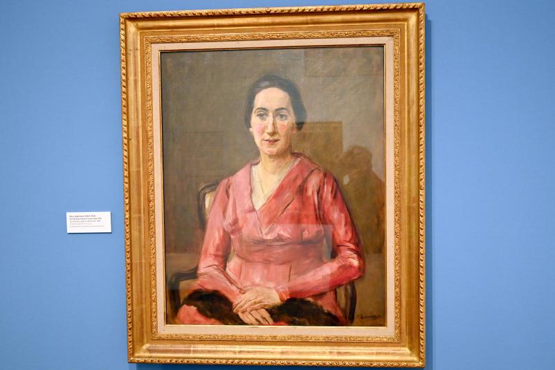 Max Liebermann (1872&ndash;1929), Porträt einer Dame in rotem Kleid, Schleswig, Landesmuseum für Kunst und Kulturgeschichte, Kunst im 20. Jh., 1918