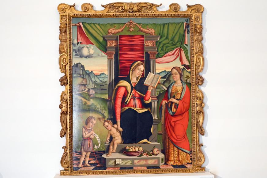 Pietro Paolo Agabiti (1516–1528), Thronende Maria mit Kind mit dem Johannesknaben und der heiligen Katharina von Alexandrien, Corinaldo, Chiesa di San Francesco, jetzt Urbino, Galleria Nazionale delle Marche, Saal 24, 1522