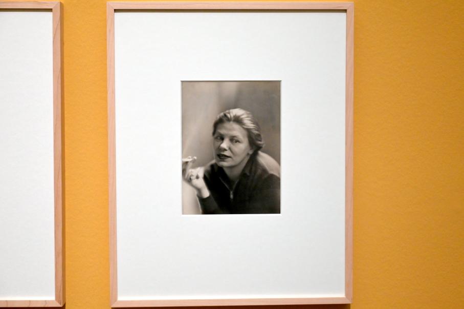 Germaine Krull (1927&ndash;1931), Selbstporträt, München, Pinakothek der Moderne, Saal 12 2022, 1927